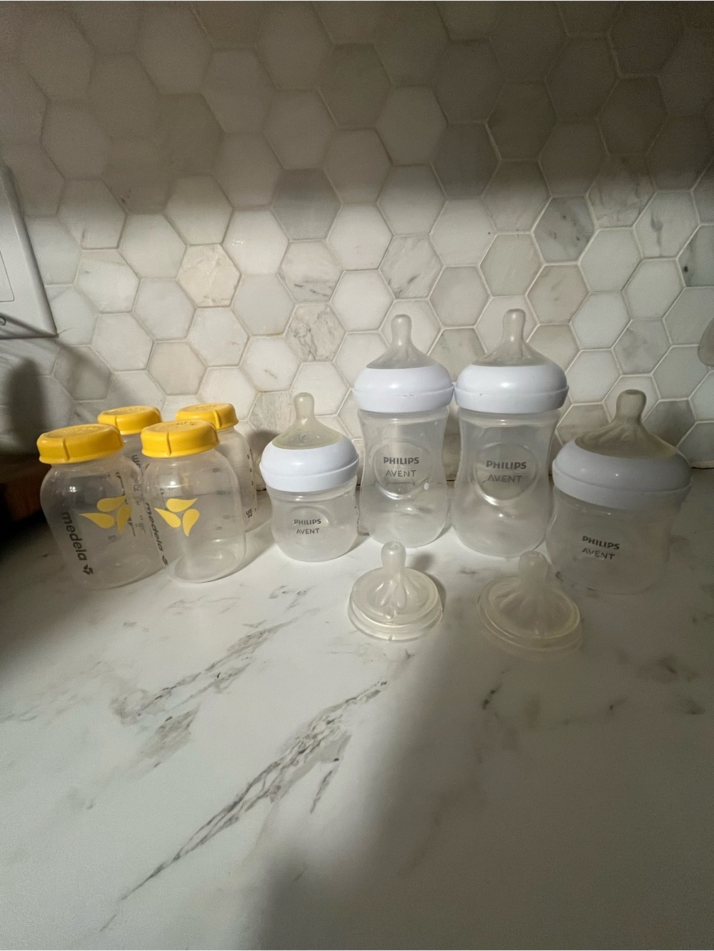 Philips Avent Clear Baby Feeding Bottles with White Nipples - Set
